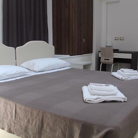 Time Out Aparthotel Casalecchio Di Reno Eksteriør billede